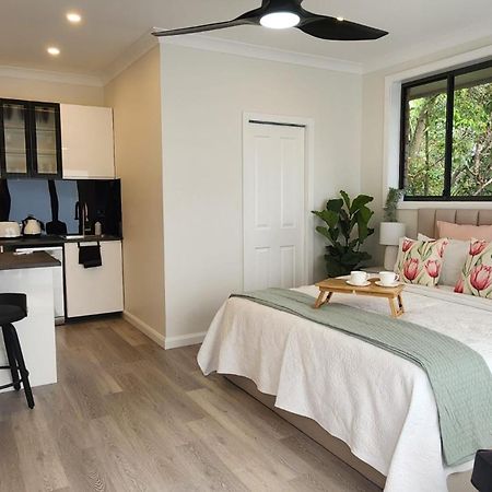 Hotel Little Lux At The Grove Sydney Esterno foto