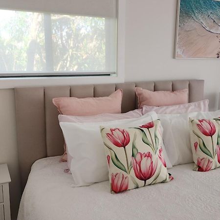 Hotel Little Lux At The Grove Sydney Esterno foto