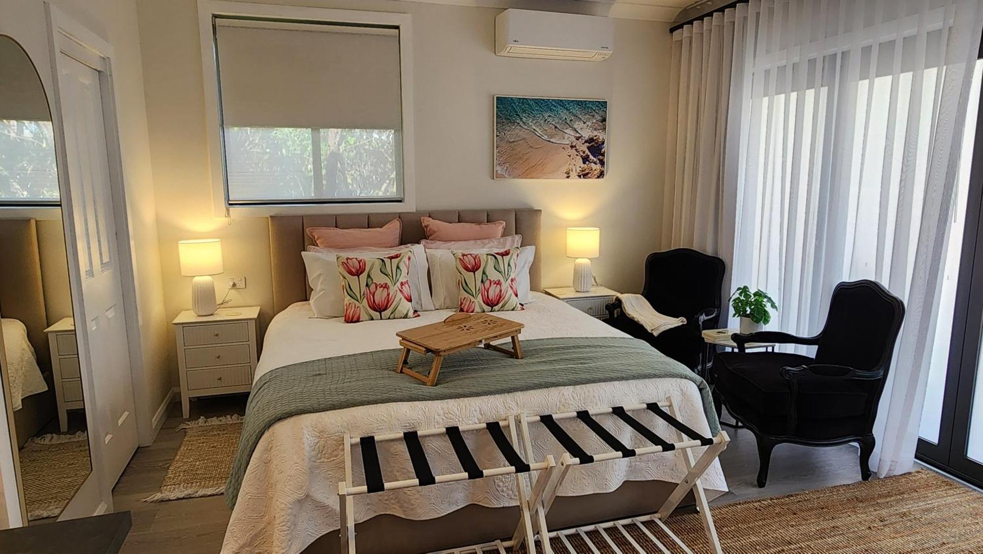 Hotel Little Lux At The Grove Sydney Esterno foto